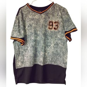 Men's 8th DSTRKT #93 black, orange, and grey v neck shirt XL